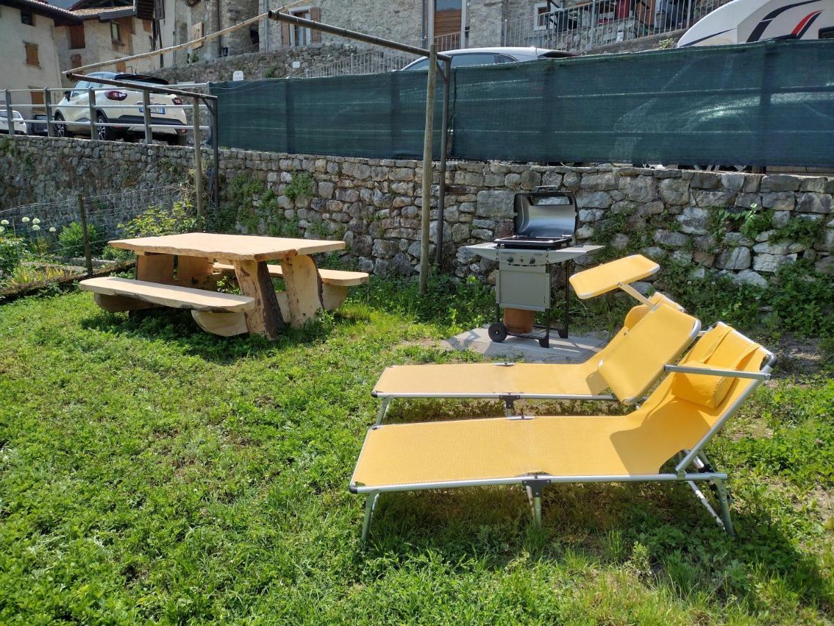 Relax House Apartment Tenno Exterior photo